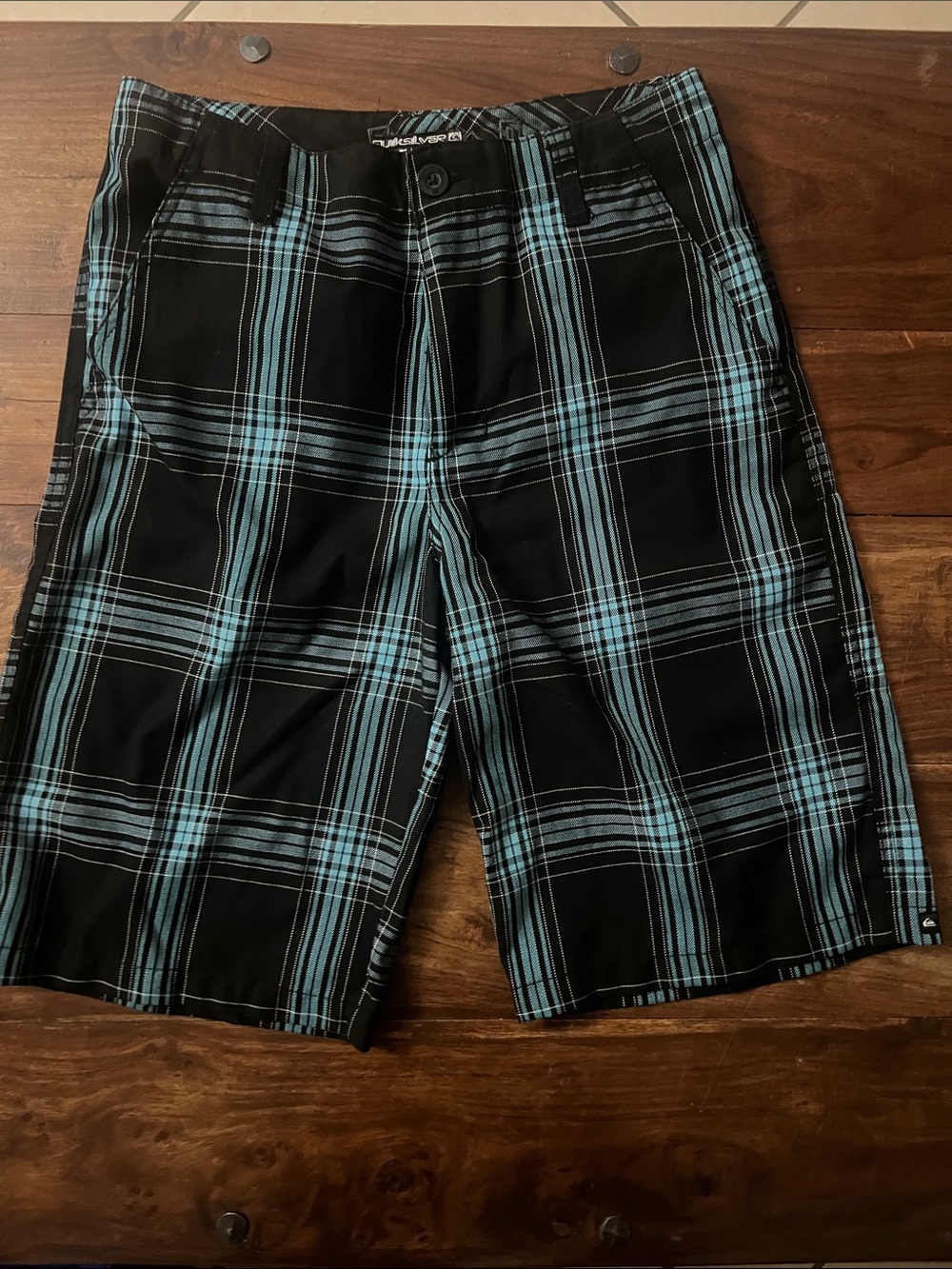 Quicksilver young Men's Black & Teal Plaid Shorts
